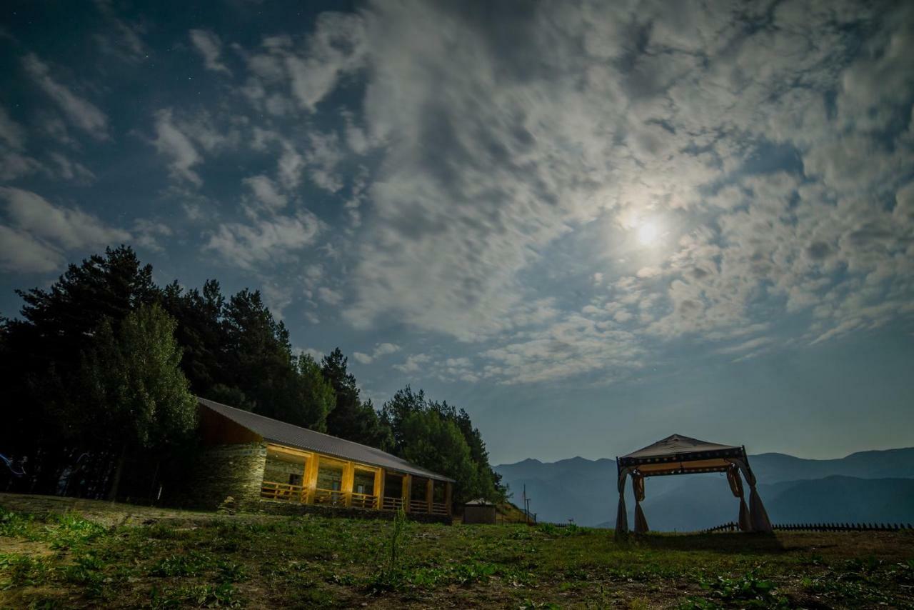 Hotel Complex Nabadi Omalo ภายนอก รูปภาพ