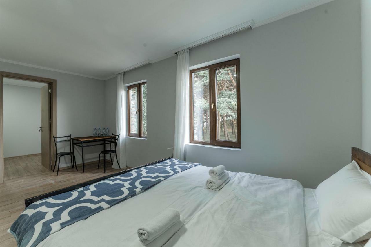 Hotel Complex Nabadi Omalo ภายนอก รูปภาพ
